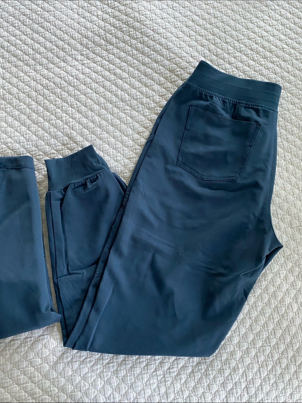 Figs Casma + High Waisted Zamora Scrub Set Dark Caribbean Blue - Picture 4 of 5